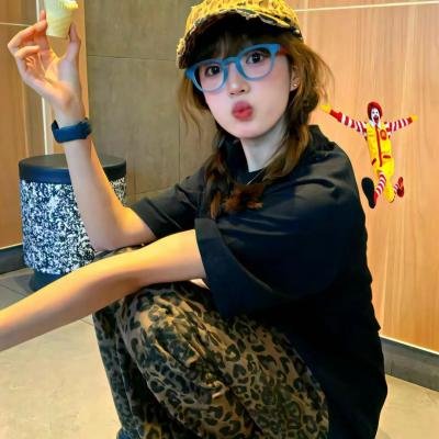 畸人艳迹